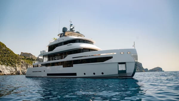 On board on GOGA, Benetti’s first 37m B.Yond